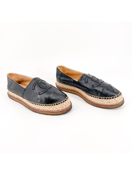 CHANEL Shoes - Chanel Black Leather CC Logo Espadrille Flats Size 39 US 8.5 Platform Shoes